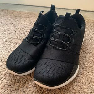 Black Sketchers Sneakers